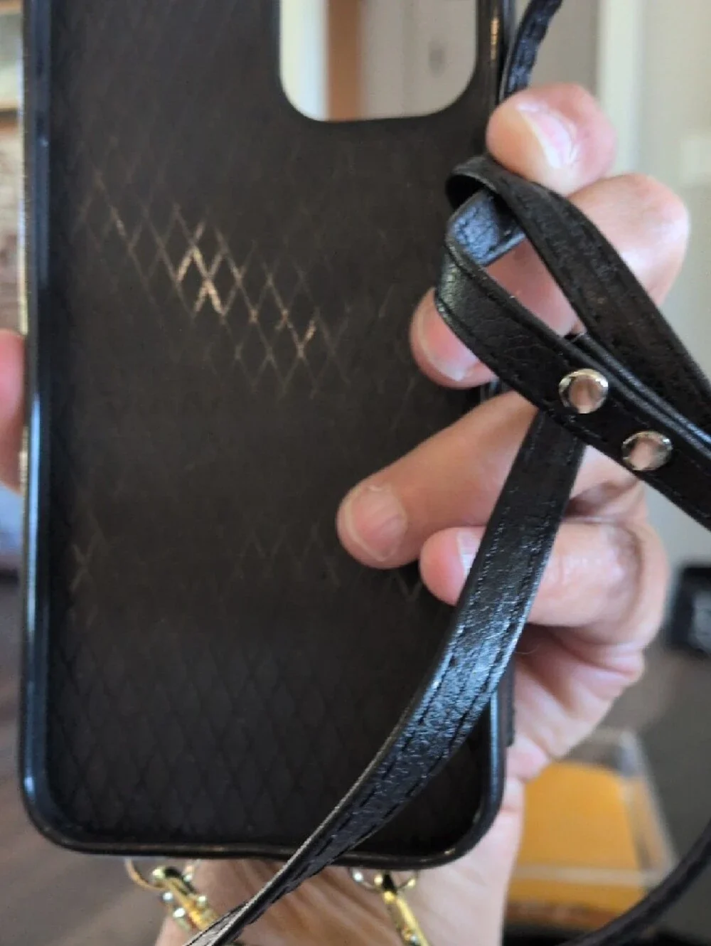 Quilted Zipper Wallet Phone Case in Black